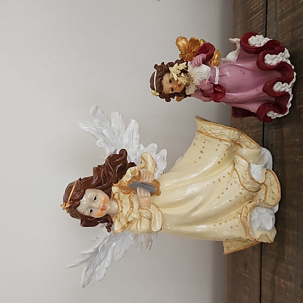 Vintage Angeles Handpainted
